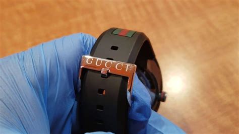 how to spot fake gucci watch